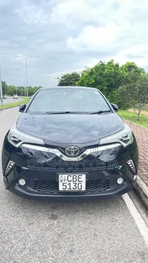 Toyota CHR 2018 SUV (Used)