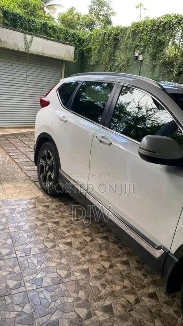 Honda CRV 2018 SUV (Used)