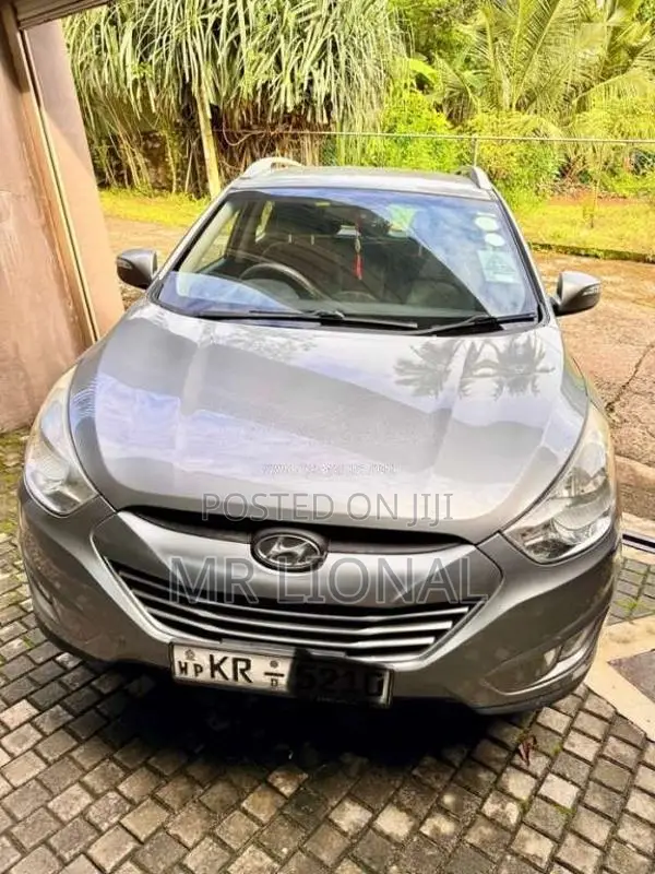 Hyundai Tucson 2011 SUV (Used)