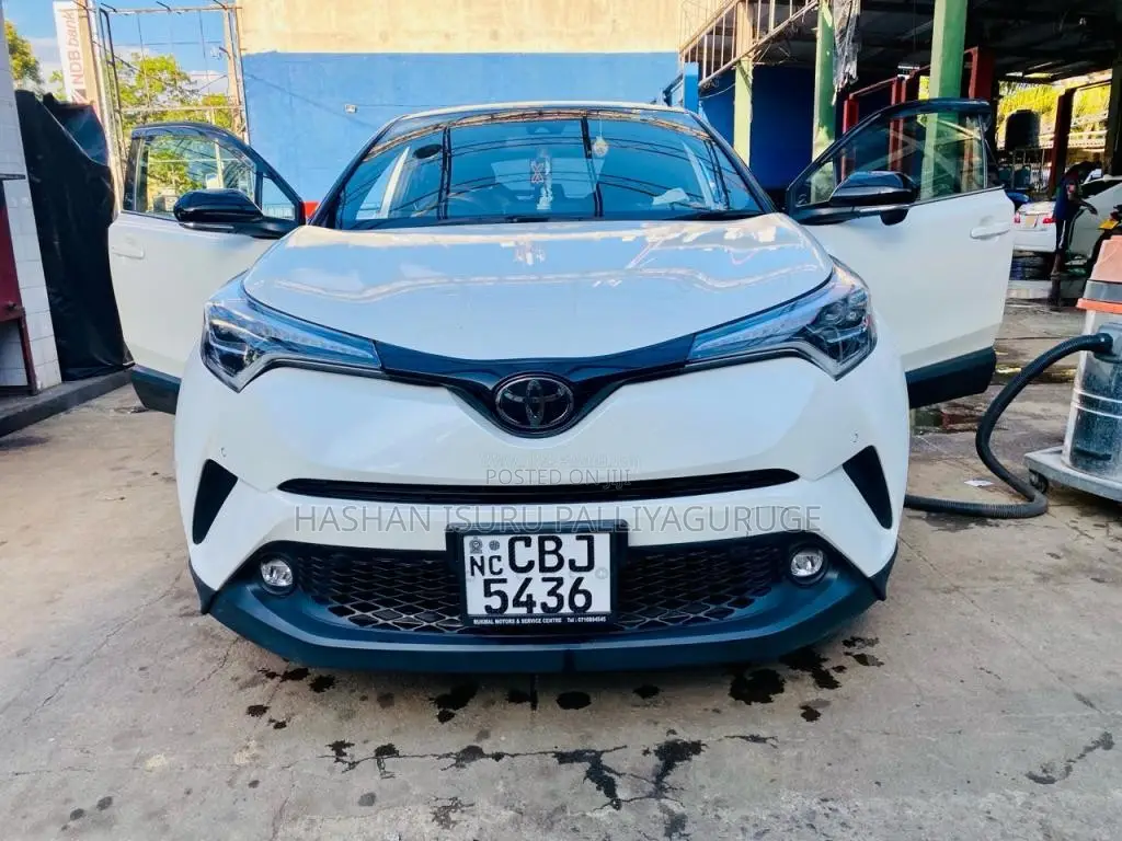 Toyota CHR 2019 SUV (Used)