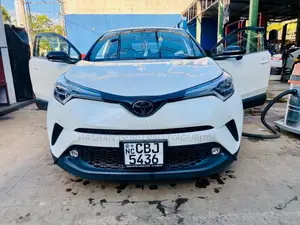 Toyota CHR 2019 SUV (Used)