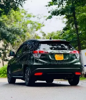 Honda Vezel 2014 SUV (Used)