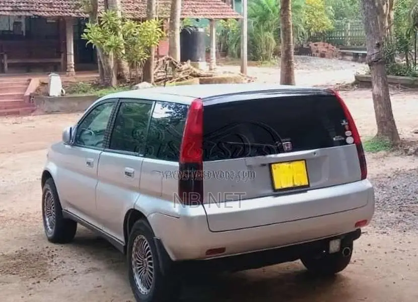 Honda HR-V 2000 SUV (Used)