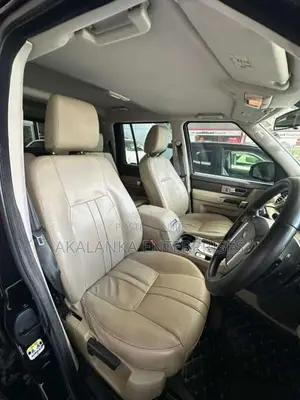Land-Rover Discovery 4 HSE 2014 SUV (Used)