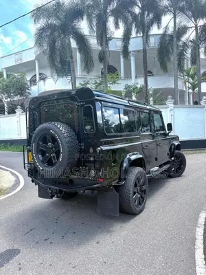 Land-Rover Defender 2015 SUV (Used)