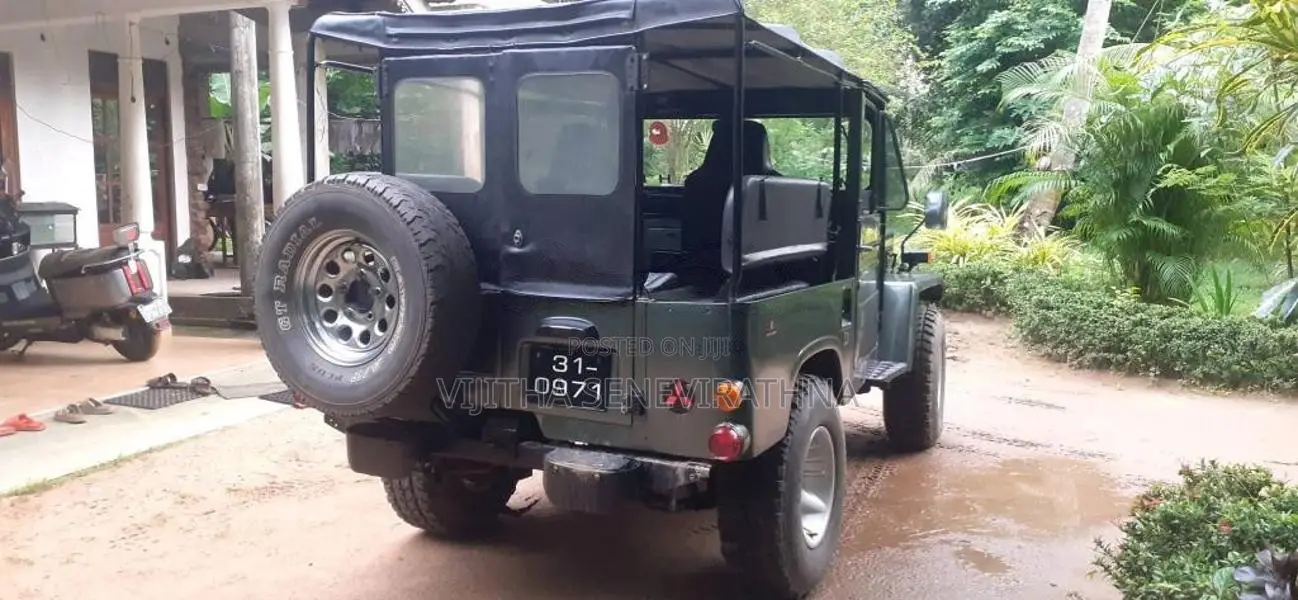Mitsubishi 4DR5 1980 SUV (Used)