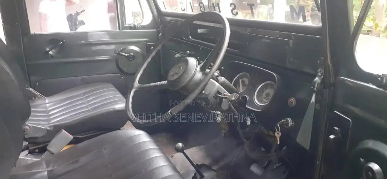 Mitsubishi 4DR5 1980 SUV (Used)