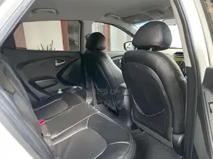 Hyundai Tucson 2012 SUV (Used)