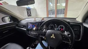 Mitsubishi Outlander 2015 SUV (Used)