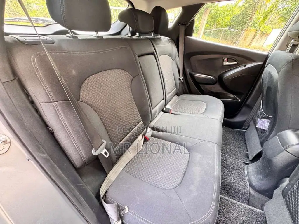 Hyundai Tucson 2011 SUV (Used)