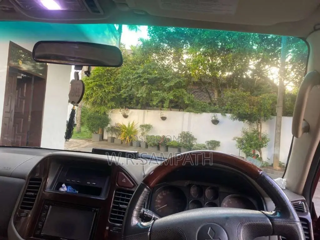 Mitsubishi Montero 2000 SUV Unregistered (Recondition)