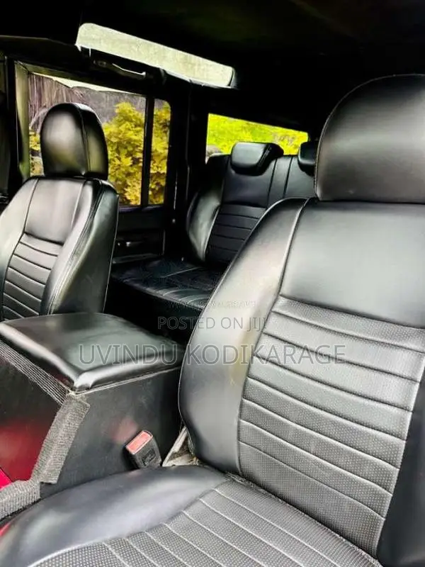 Land-Rover Defender 2001 SUV (Used)