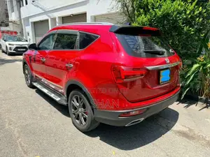 DFSK Glory I-Auto 2022 SUV (Used)