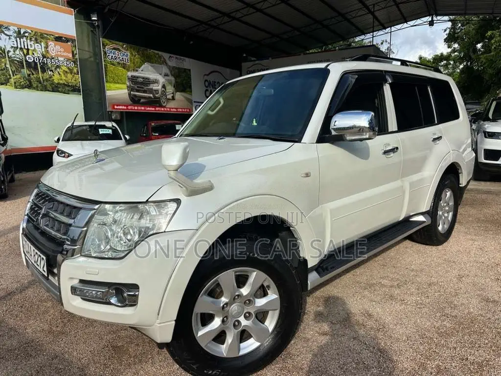Mitsubishi Montero CAA 2013 SUV (Used)