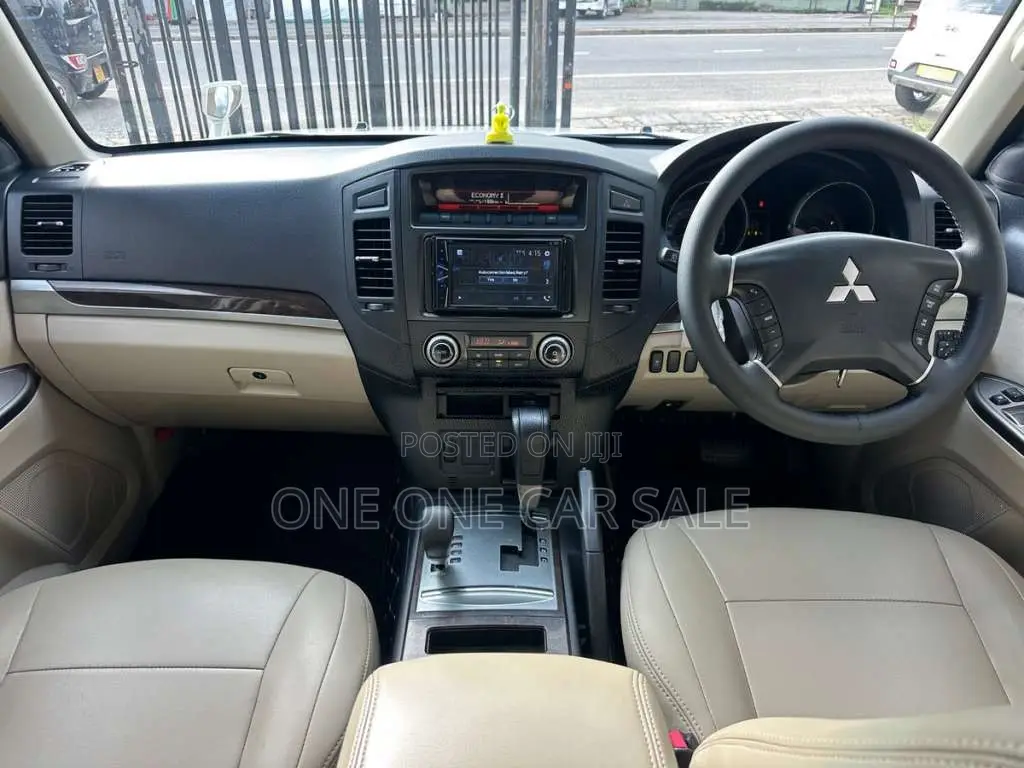 Mitsubishi Montero CAA 2013 SUV (Used)