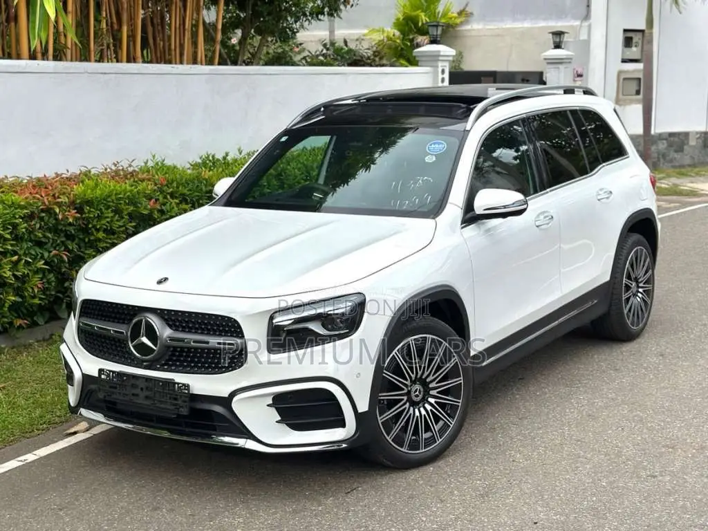Mercedes-Benz GLB 180 AMG Premium Plus 2025 SUV Unregistered (Recondit