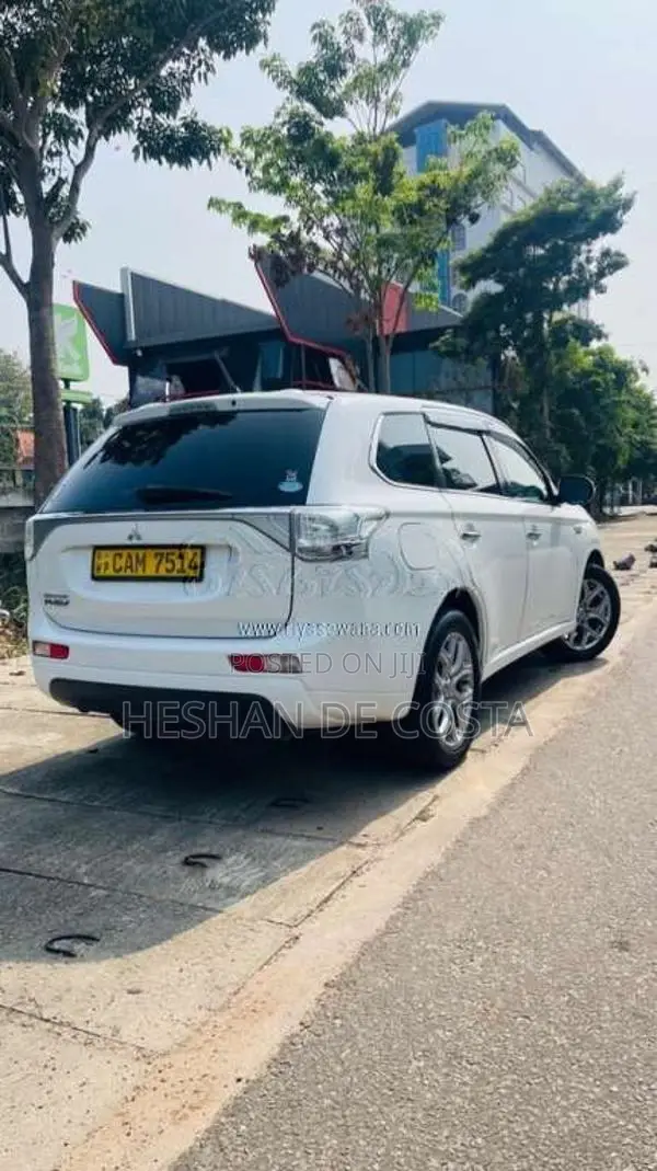 Mitsubishi Outlander 2013 SUV (Used)