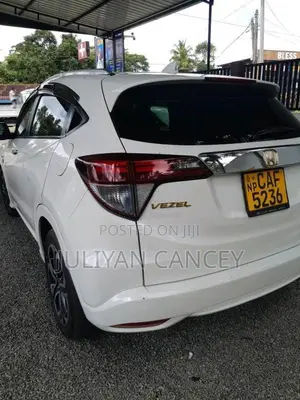 Honda Vezel 2015 SUV (Used)