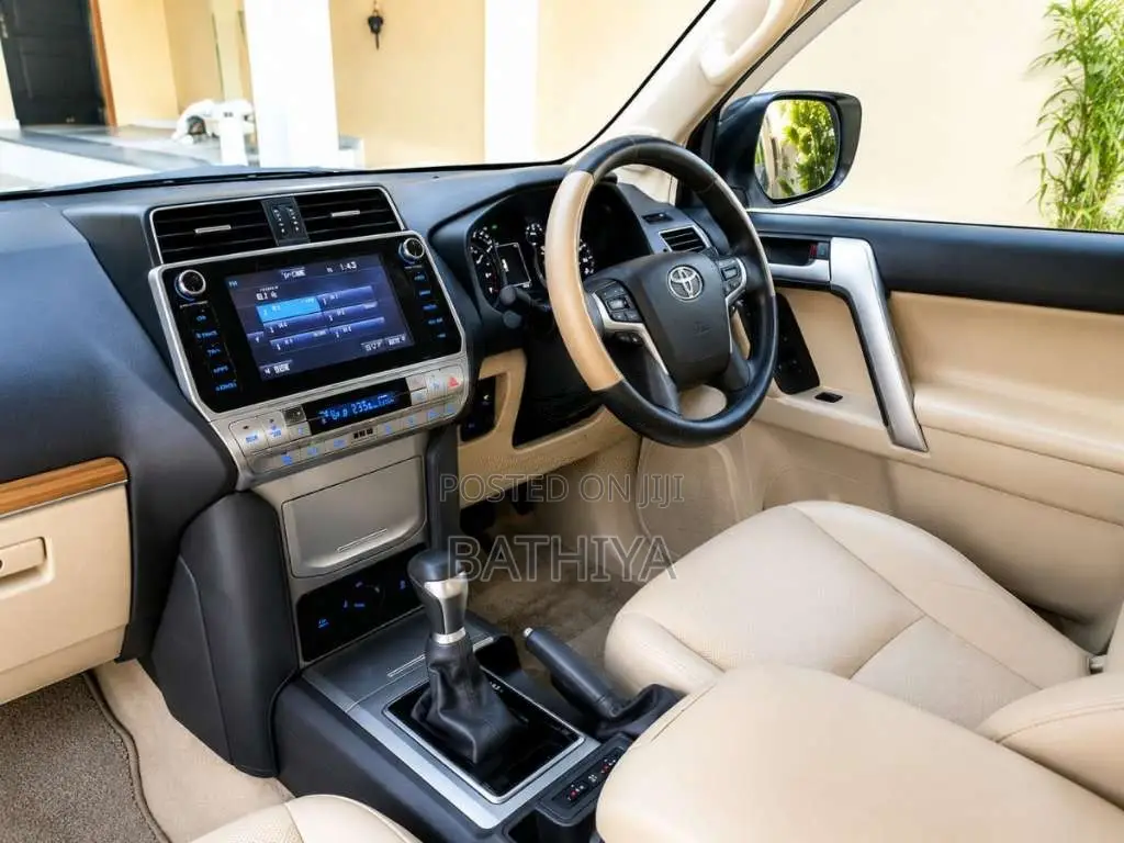 Toyota Land Cruiser 2017 SUV (Used)