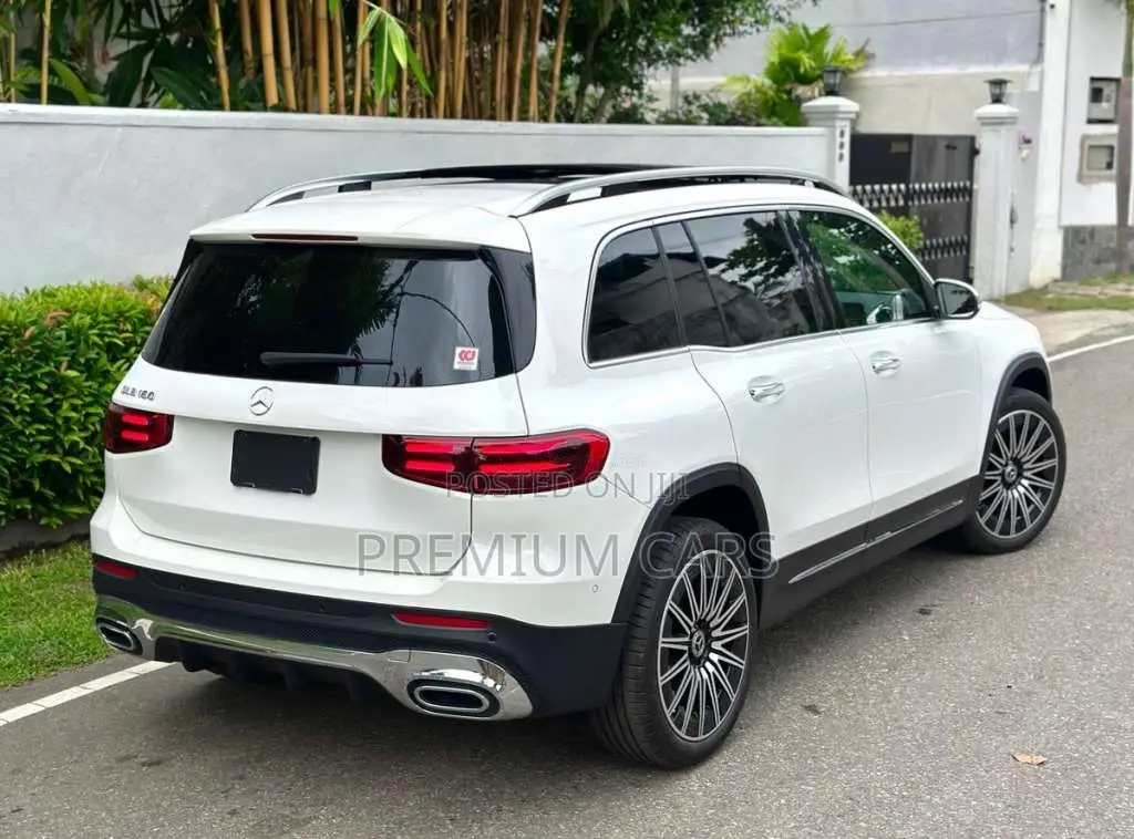 Mercedes-Benz GLB 180 AMG Premium Plus 2025 SUV Unregistered (Recondit