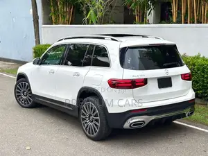 Mercedes-Benz GLB 180 AMG Premium Plus 2025 SUV Unregistered (Recondit