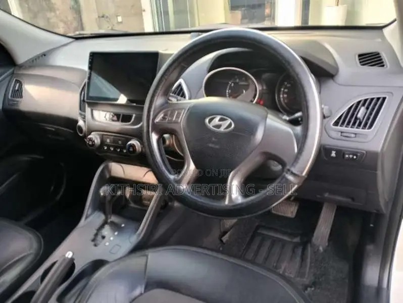 Hyundai Tucson 2010 SUV (Used)