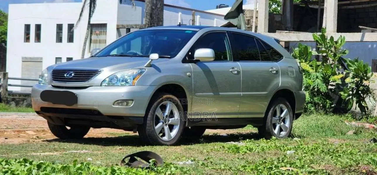 Toyota Harrier 2024 SUV (Used)