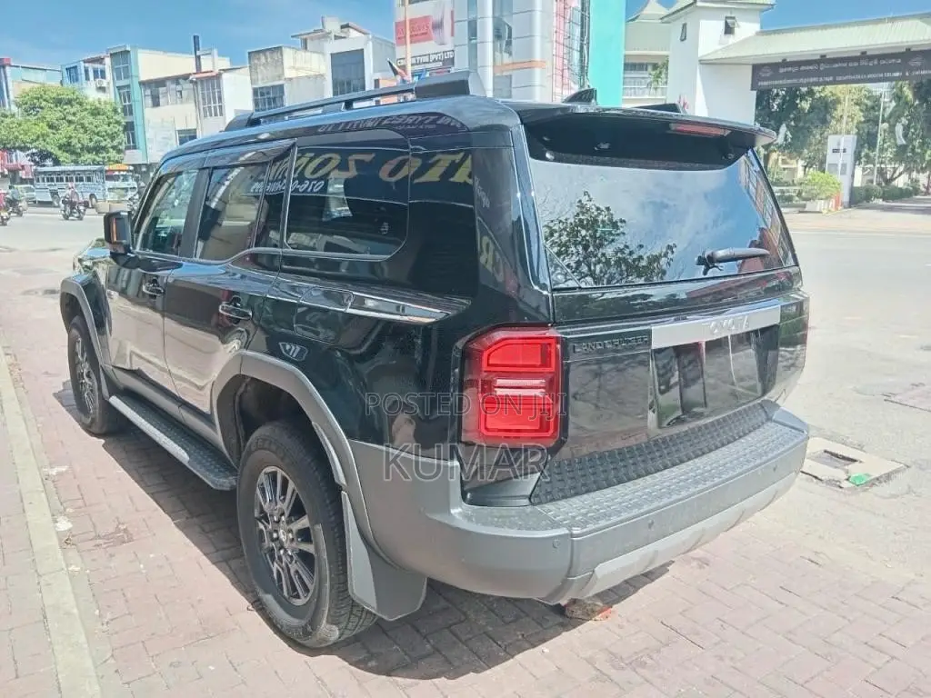 Toyota Land Cruiser Prado 250 VX 2026 SUV Unregistered (Recondition)