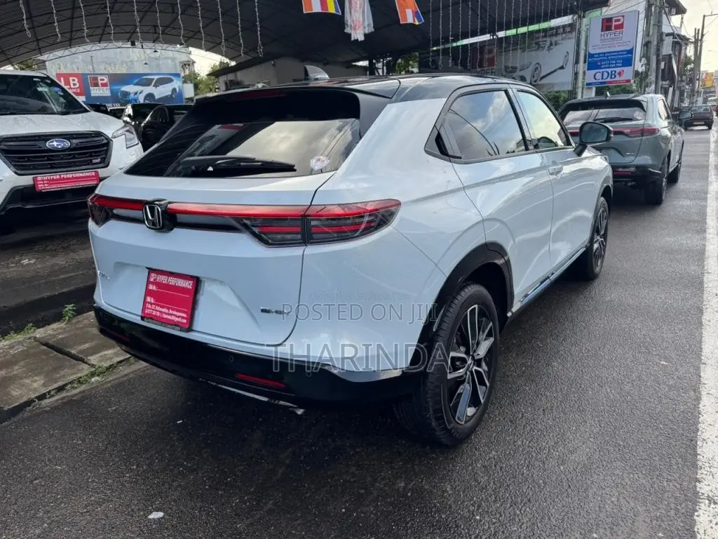 Honda Vezel Z Play 2025 SUV Brand New