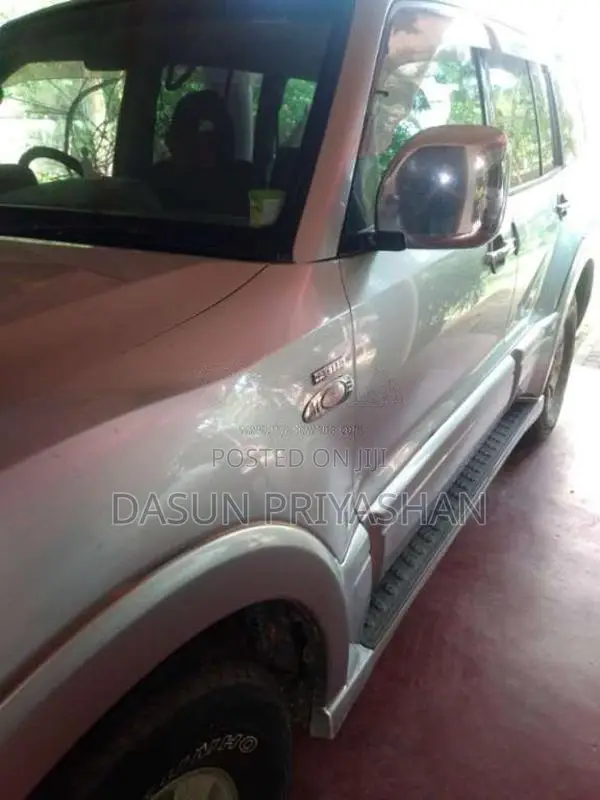 Mitsubishi Montero 2003 SUV (Used)