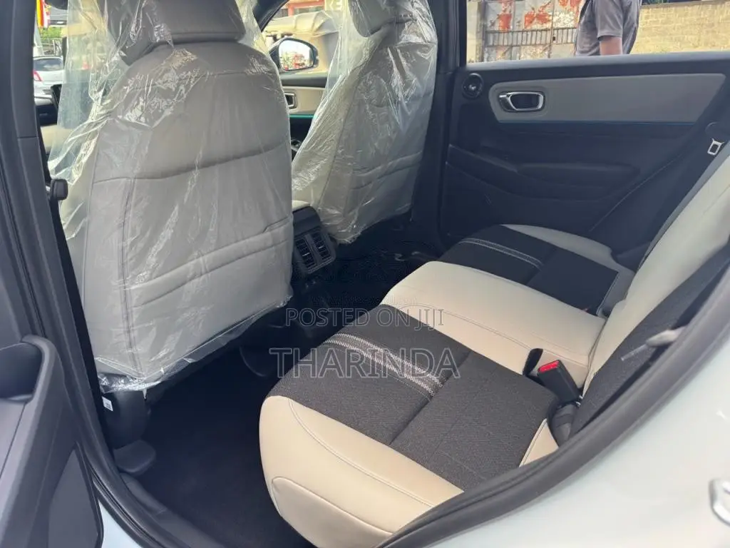 Honda Vezel Z Play 2025 SUV Brand New