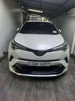 Toyota CHR NGX 10 2018 SUV (Used)