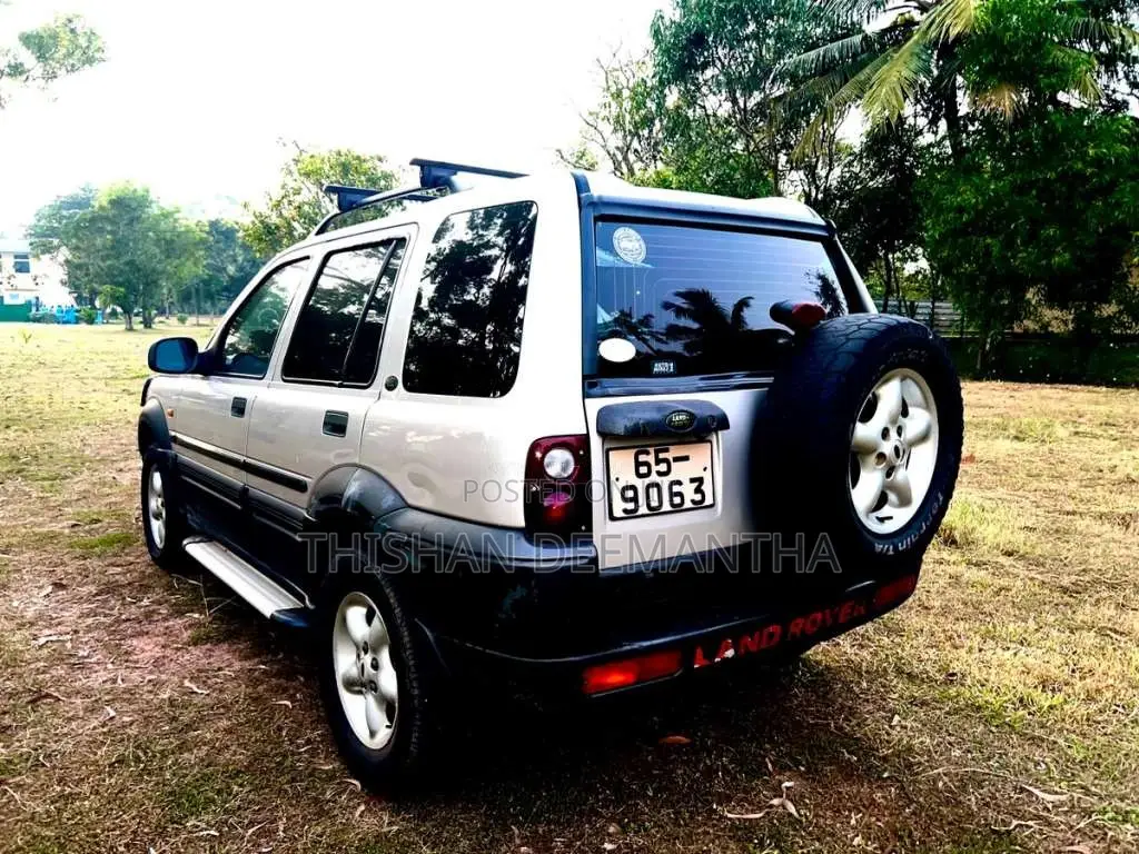 Land-Rover Freelander 2000 SUV (Used)