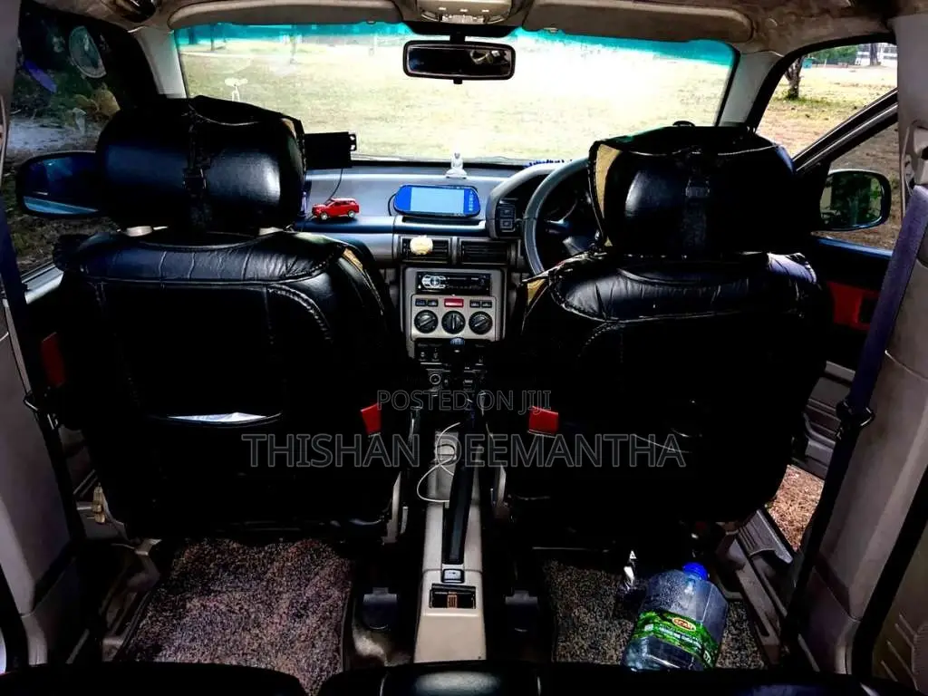 Land-Rover Freelander 2000 SUV (Used)