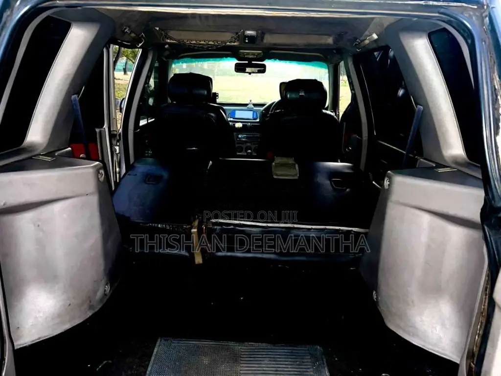 Land-Rover Freelander 2000 SUV (Used)