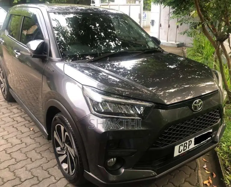 Toyota Raize 2025 SUV (Used)