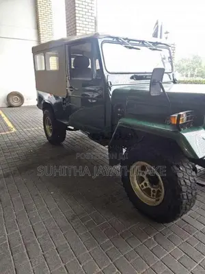 Mitsubishi 4DR5 1979 SUV (Used)