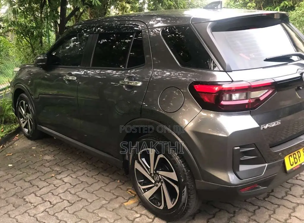 Toyota Raize 2025 SUV (Used)