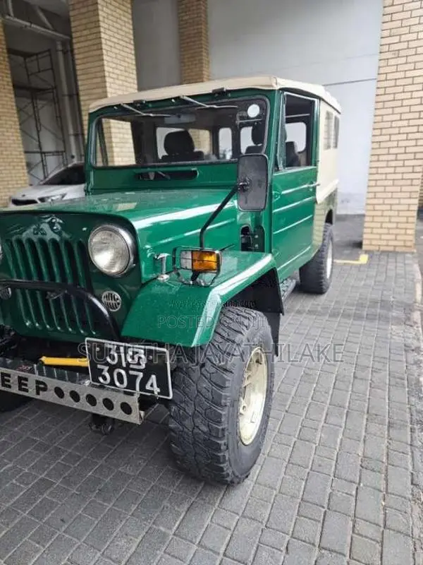 Mitsubishi 4DR5 1979 SUV (Used)