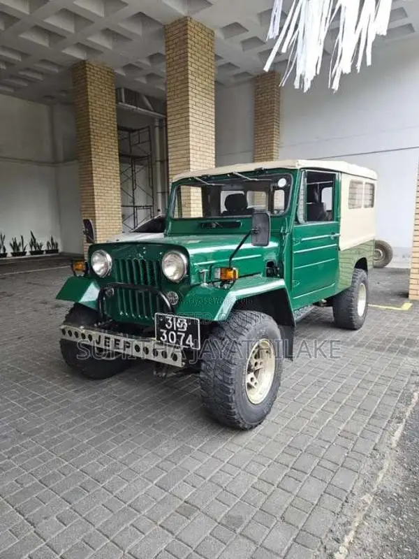 Mitsubishi 4DR5 1979 SUV (Used)
