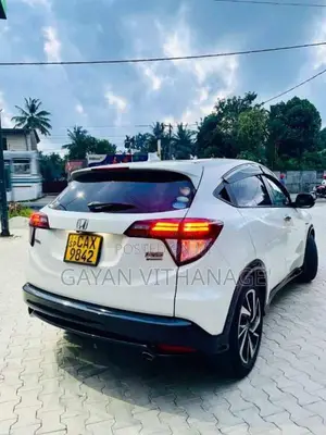 Honda Vezel RS 2017 SUV (Used)