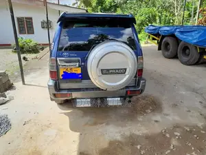 Toyota Prado 2000 SUV (Used)