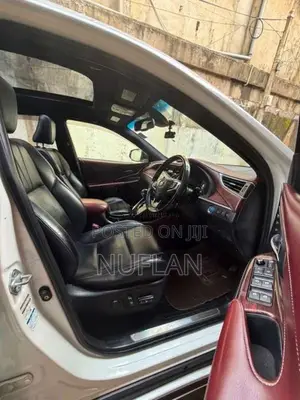 Toyota Harrier 2014 SUV (Used)