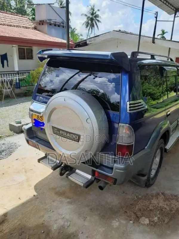 Toyota Prado 2000 SUV (Used)