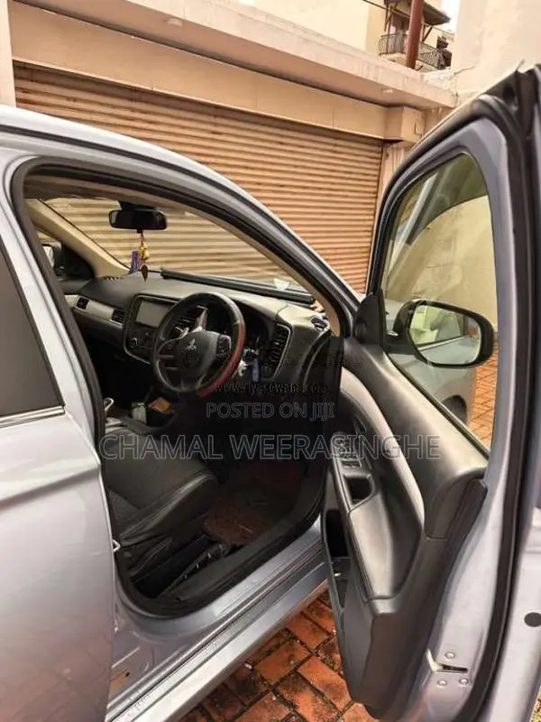 Mitsubishi Outlander 2013 SUV (Used)