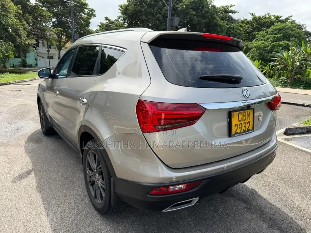 DFSK Glory I-Auto 2023 SUV (Used)