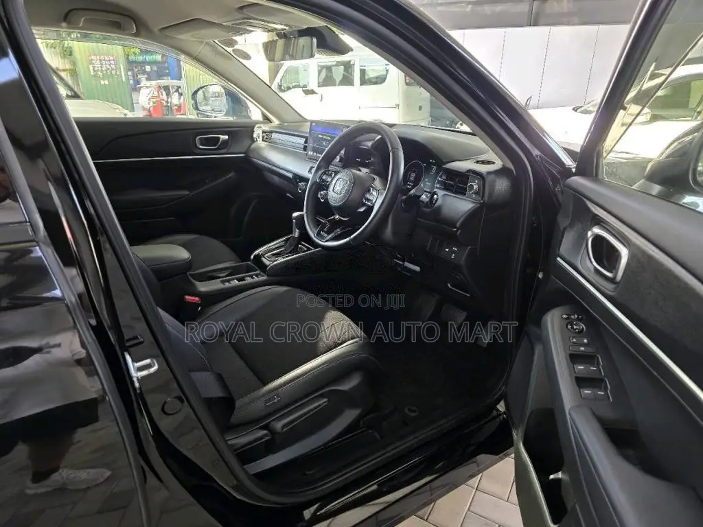 Toyota Vezel Z Grade 2024 SUV Unregistered (Recondition)