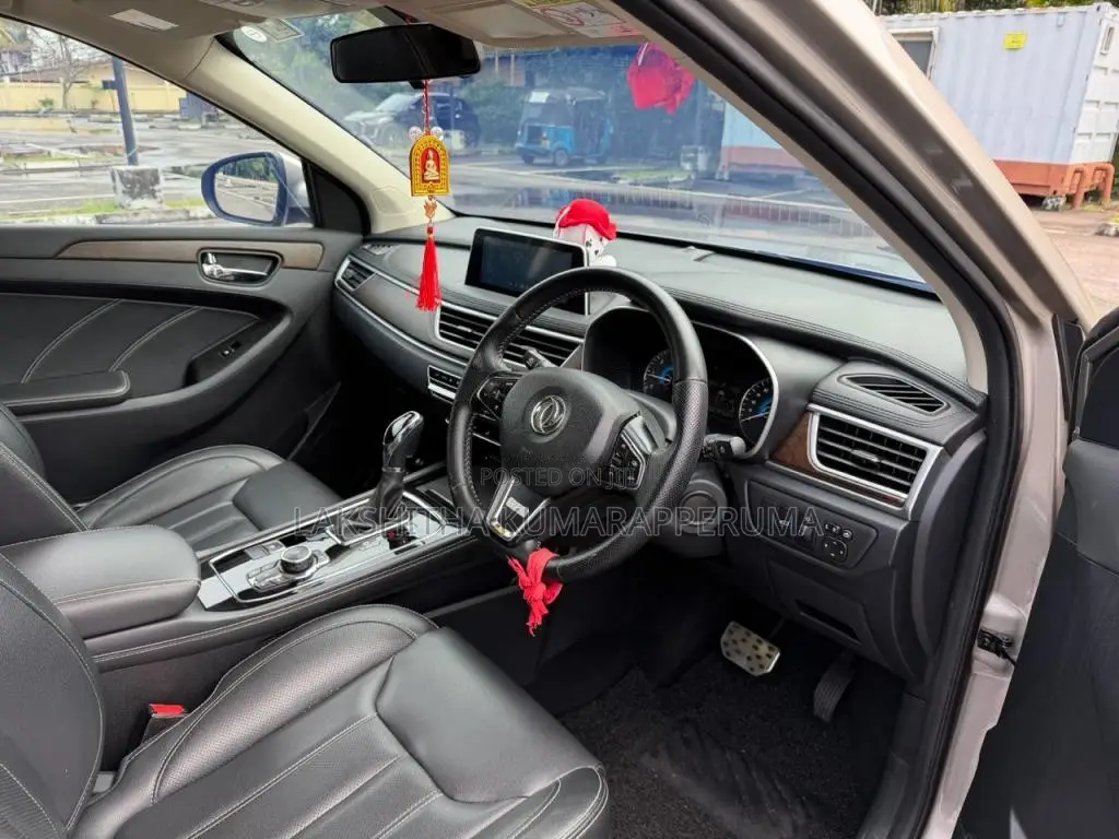 DFSK Glory I-Auto 2023 SUV (Used)
