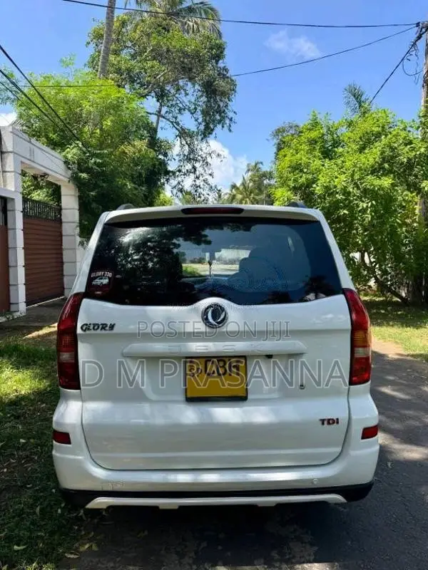 DFSK Glory 330 2019 SUV (Used)