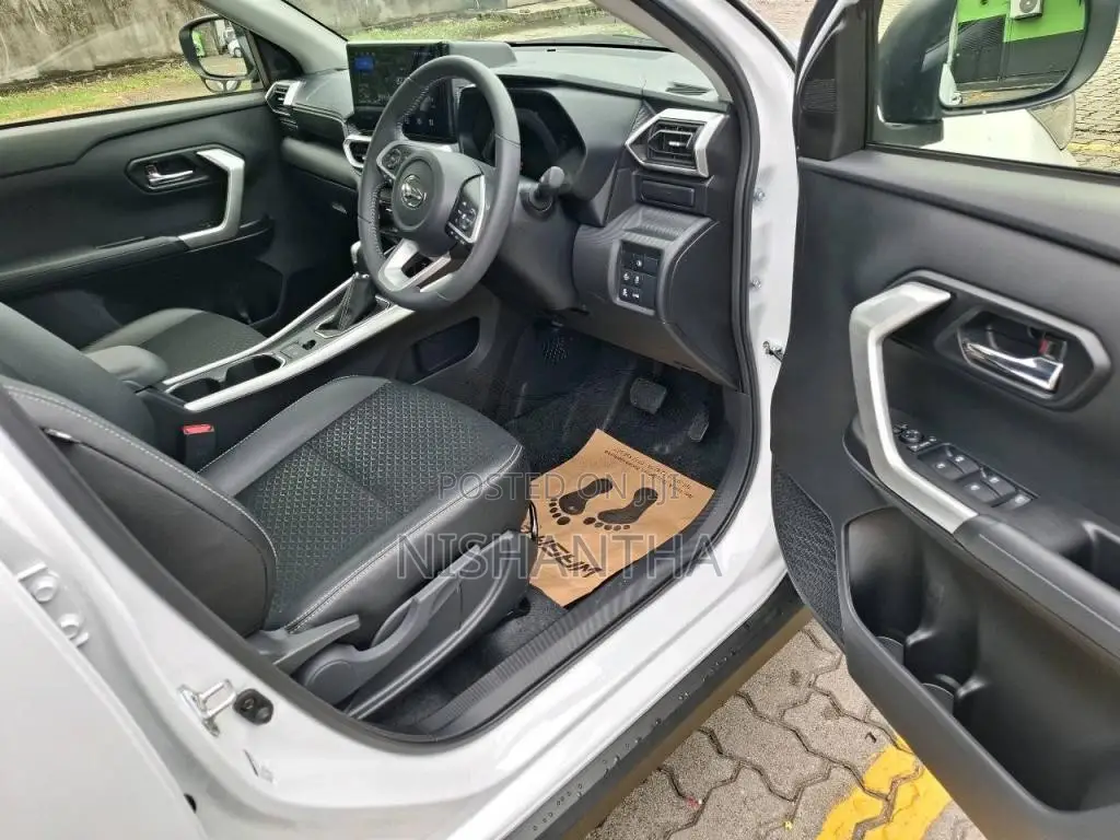Daihatsu Rocky 2025 SUV Unregistered (Recondition)
